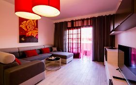 Spacious & Stylish Apartment Los Cristianos