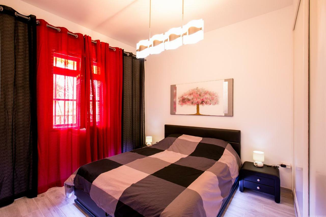 Spacious & Stylish Apartment Los Cristianos Los Cristianos  Exterior photo